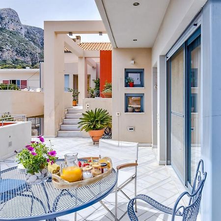 Monemvasia Modern Flat With Panoramic Sea View Luaran gambar