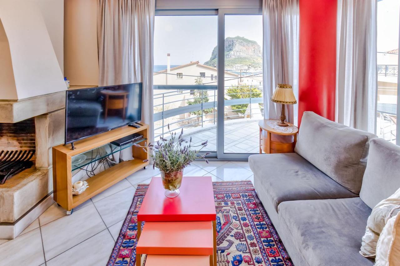 Monemvasia Modern Flat With Panoramic Sea View Luaran gambar